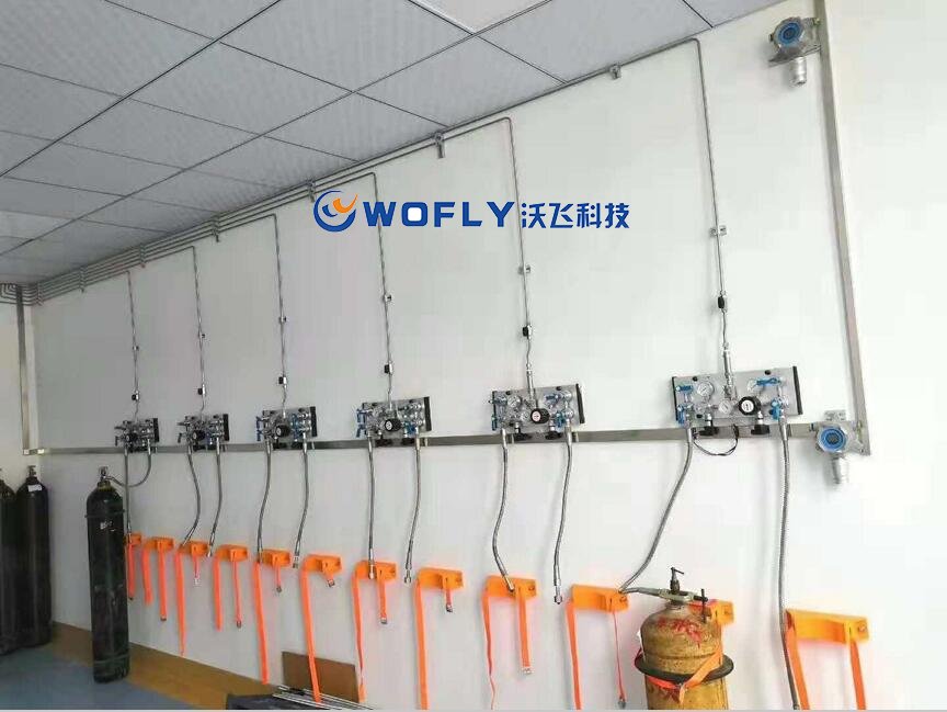氧氣管道和氧氣瓶使用為什么不能沾染油脂？